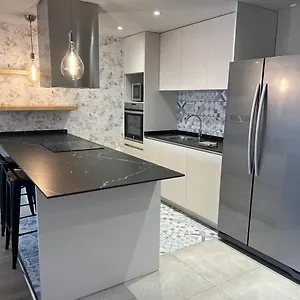 https://coll-blanc-confort.andorra-la-vella-hotels.net